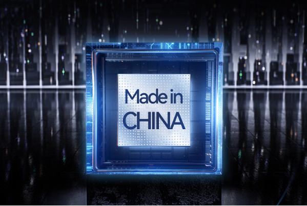 重慶兩款國產(chǎn)化壁掛式工控機對比分析
