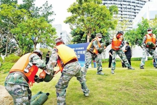 東田國產(chǎn)沈陽三防平板電腦助力應(yīng)急救援.png